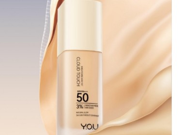 Y.O.U Luncurkan Dua Varian Cloud Touch 3% Niacinamide Skin Tint
