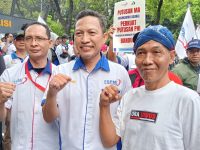 Ribuan Buruh  Geruduk Mahkamah Agung, Tuntut Pengurus Serikat Yamaha Dipekerjakan Kembali