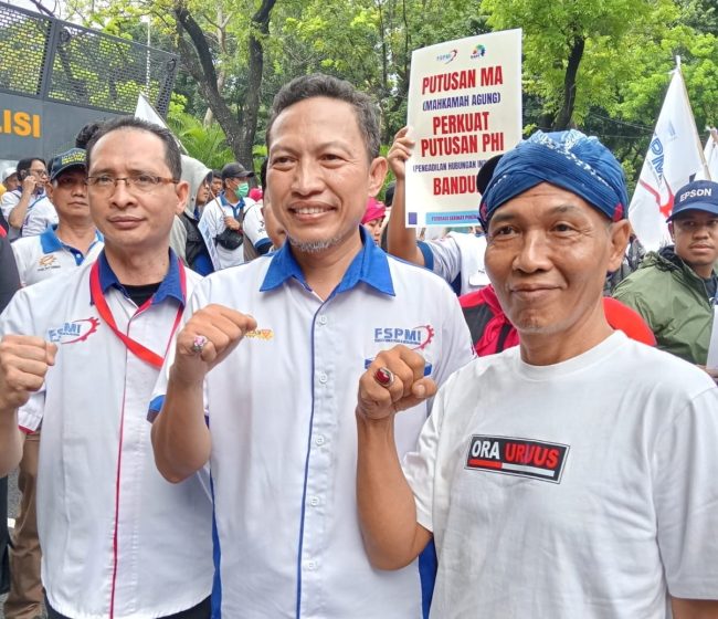 Ribuan Buruh  Geruduk Mahkamah Agung, Tuntut Pengurus Serikat Yamaha Dipekerjakan Kembali