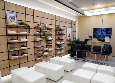 Strategi Allbirds di Pasar Indonesia: Jawab Kebutuhan Konsumen Muda yang Peduli Fashion dan Keberlanjutan