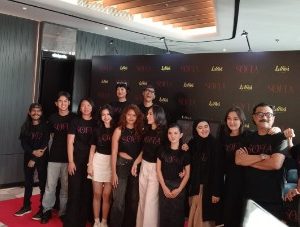 Rumah produksi Lasisi Pictures resmi memperkenalkan jajaran pemain film terbarunya bertajuk SOFIA. Melalui acara cast reveal di Jakarta, film ini mengumumkan delapan aktor dan aktris lintas generasi yang akan menghidupkan kisahnya, sekaligus menandai kesiapan produksi memasuki tahap principal photography.