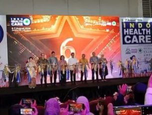 Menkes Budi Gunadi Buka IndoHealthcare Gakeslab Expo 2026, 60 Perusahaan Ramaikan Pameran